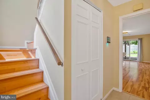 10502 Storch Dr, Lanham, MD 20706 photo 6