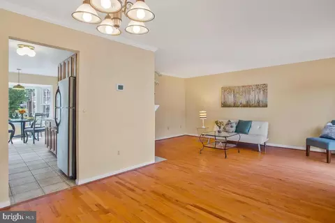10502 Storch Dr, Lanham, MD 20706 photo 18