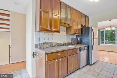 10502 Storch Dr, Lanham, MD 20706 photo 22