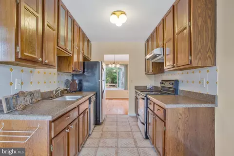 10502 Storch Dr, Lanham, MD 20706 photo 23