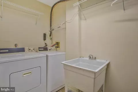 10502 Storch Dr, Lanham, MD 20706 photo 10
