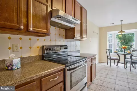 10502 Storch Dr, Lanham, MD 20706 photo 20