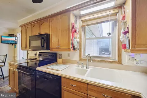 1511 3rd St, Glenarden, MD 20706 photo 6