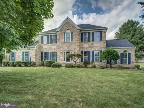 12510 Woodsong Ln, Bowie, MD 20721