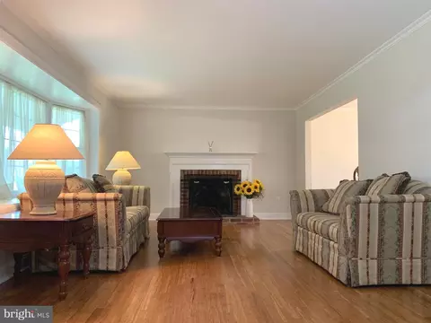 Living - 6712 Good Luck Rd, Lanham, MD 20706 photo 2 of 3