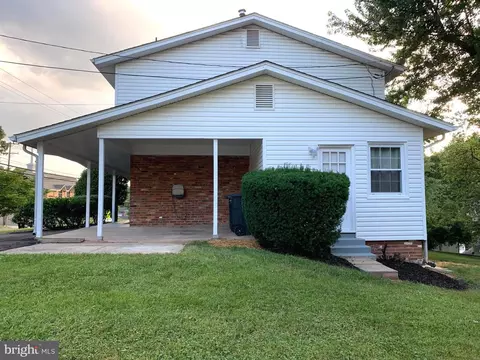 Exterior - 6712 Good Luck Rd, Lanham, MD 20706 photo 2 of 6