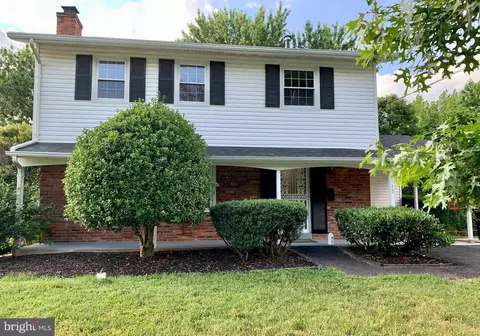 6712 Good Luck Rd, Lanham, MD 20706