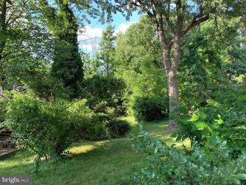 Exterior - 6712 Good Luck Rd, Lanham, MD 20706 photo 5 of 6