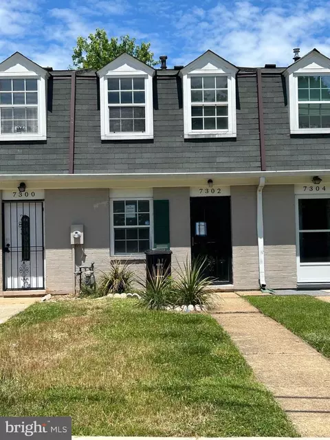 7302 Barlowe Rd #S-210, Hyattsville, MD 20785