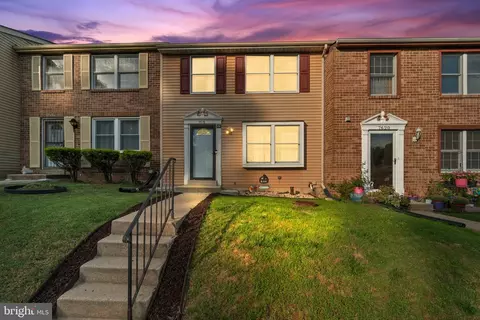 7618 Green Willow Ct, Hyattsville, MD 20785