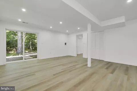 Living - 10118 Bignonia Dr, Laurel, MD 20708 photo 5 of 6