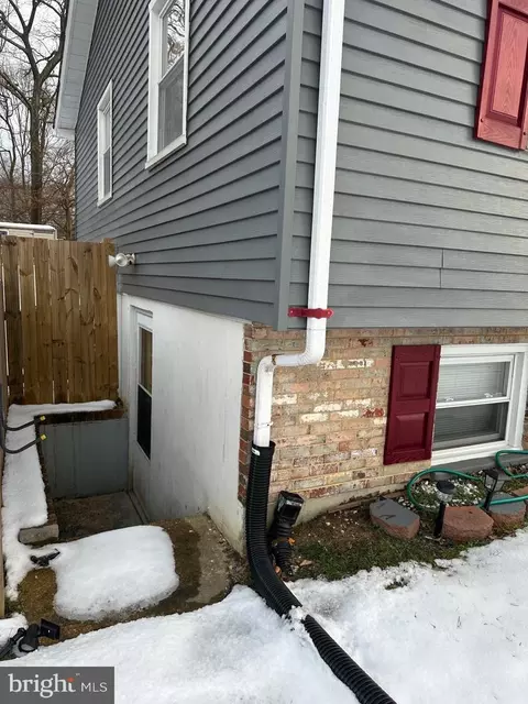 Exterior - 8509 Perth Ln, Clinton, MD 20735 photo 2 of 5