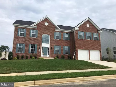 700 Clamor Ct, Fort Washington, MD 20744