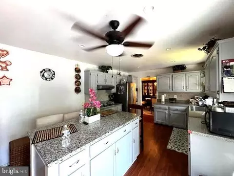 8613 Portsmouth Dr, Laurel, MD 20708 photo 21