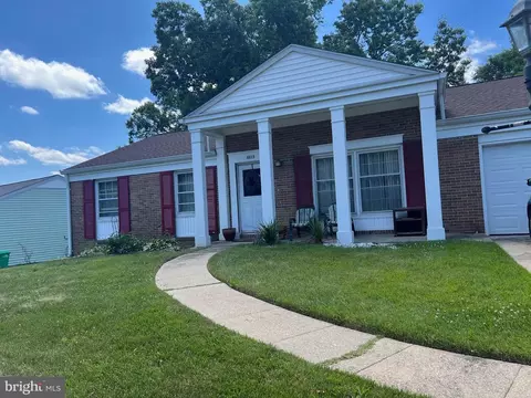 8613 Portsmouth Dr, Laurel, MD 20708