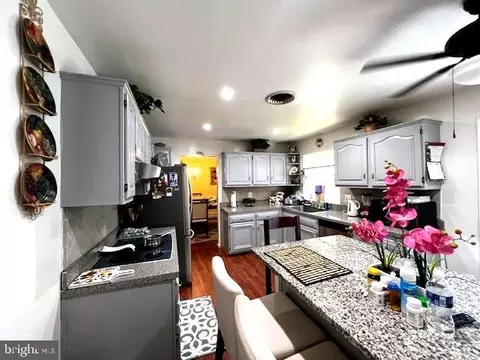 8613 Portsmouth Dr, Laurel, MD 20708 photo 18