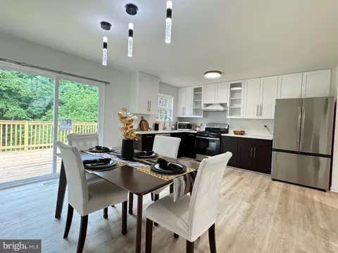 1100 Falconett Ct, Marlboro, MD 20774