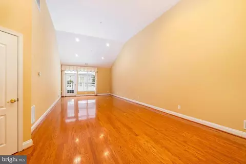 7210 Paperbark Ter, Laurel, MD 20707 photo 10