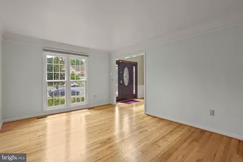 Living - 11503 Clocktower Ln, Laurel, MD 20708 photo 1 of 6