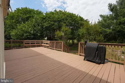 Exterior - 11503 Clocktower Ln, Laurel, MD 20708 photo 5 of 19