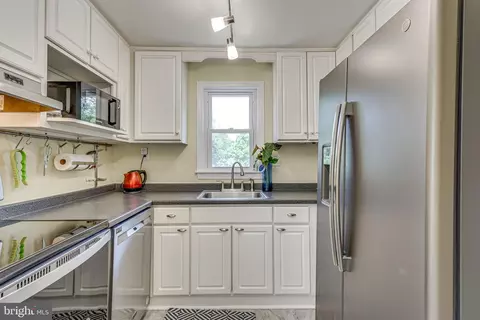 7008 E Clinton St, Clinton, MD 20735 photo 9