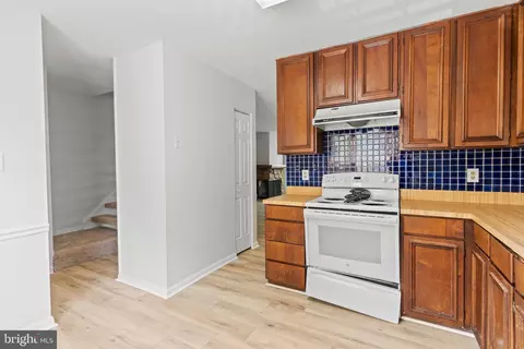 Entry Way - 7127 Kurth Ln, Lanham, MD 20706 photo 3 of 3