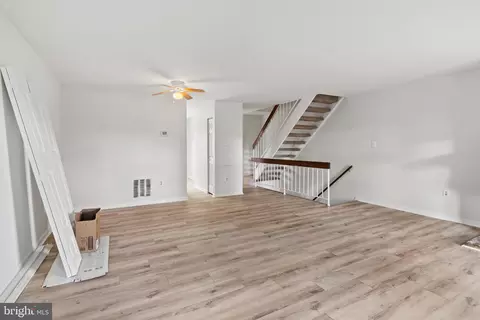 Living - 7127 Kurth Ln, Lanham, MD 20706 photo 3 of 3