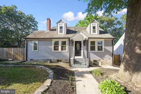 3914 Oglethorpe St, Hyattsville, MD 20782