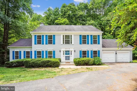 2713 Matapeake Dr, Marlboro, MD 20774