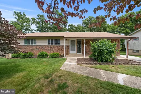 6311 Hardwood Dr, Lanham, MD 20706