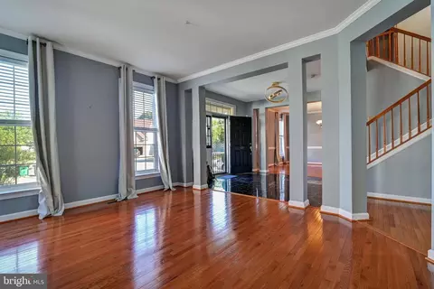 Living - 10227 Everley Ter, Lanham, MD 20706 photo 4 of 15