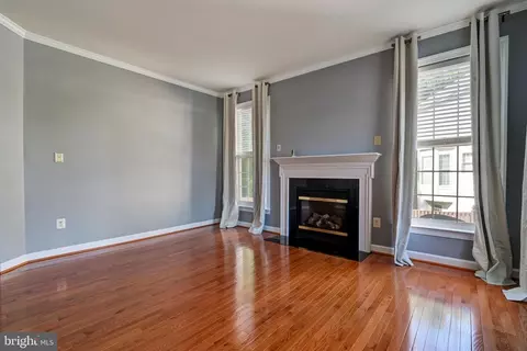 Living - 10227 Everley Ter, Lanham, MD 20706 photo 2 of 15