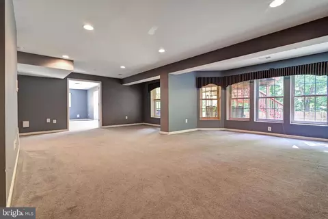 Living - 10227 Everley Ter, Lanham, MD 20706 photo 15 of 15