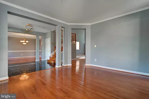 Living - 10227 Everley Ter, Lanham, MD 20706 photo 3 of 15