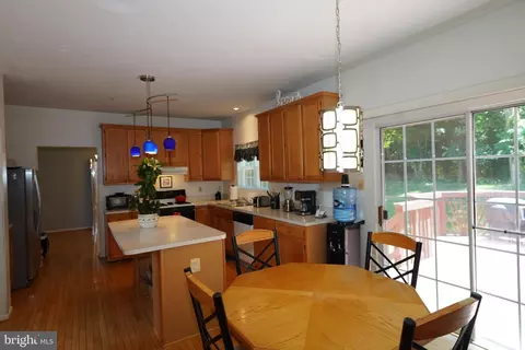 Kitchen - 10305 Foxlake Dr, Bowie, MD 20721 photo 2 of 5