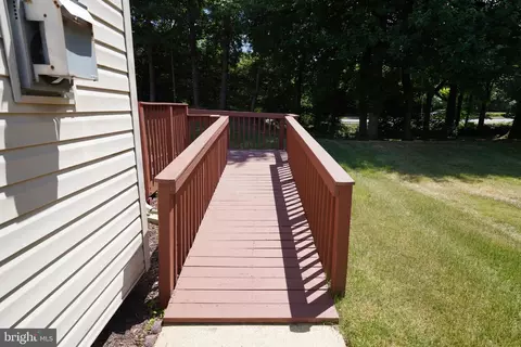 Exterior - 10305 Foxlake Dr, Bowie, MD 20721 photo 6 of 13