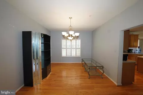Living - 10305 Foxlake Dr, Bowie, MD 20721 photo 1 of 8