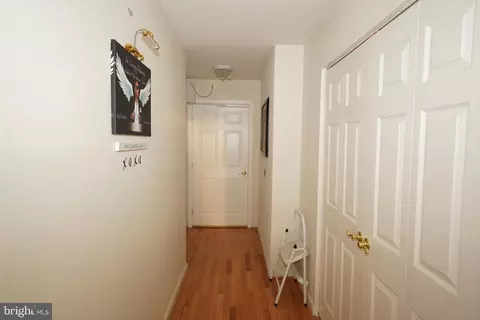 Entry Way - 10305 Foxlake Dr, Bowie, MD 20721 photo 12 of 17