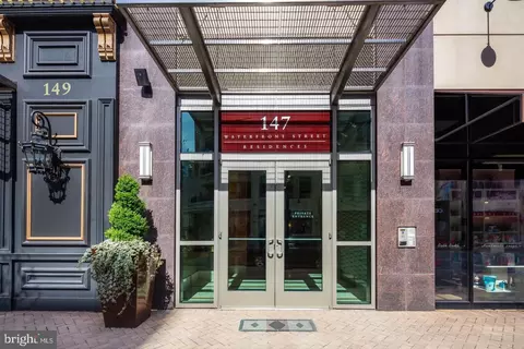 147 Waterfront St #402, National Harbor, MD 20745
