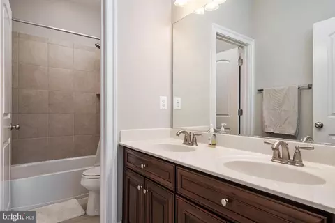 2404 Saint Nicholas Way, Lanham, MD 20706 photo 24