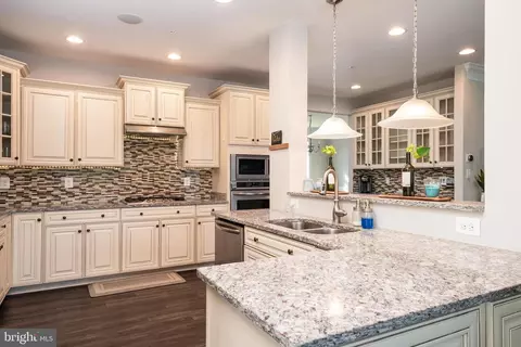 2404 Saint Nicholas Way, Lanham, MD 20706 photo 10