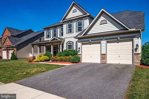 2404 Saint Nicholas Way, Lanham, MD 20706 photo 3