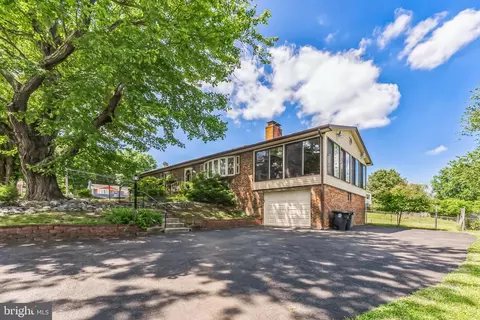 11700 Redwood Dr E, Brandywine, MD 20613 photo 3