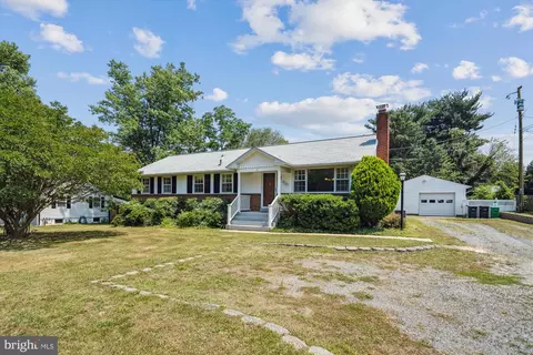 6115 Brooklyn Bridge Rd, Laurel, MD 20707