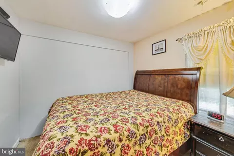 9714 Franklin Ave, Lanham, MD 20706 photo 16
