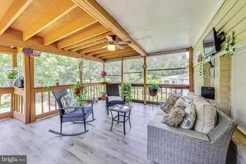 9714 Franklin Ave, Lanham, MD 20706 photo 19
