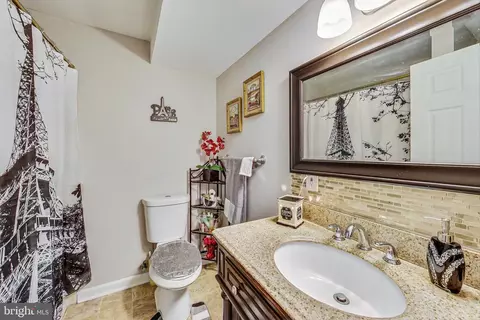 9714 Franklin Ave, Lanham, MD 20706 photo 18
