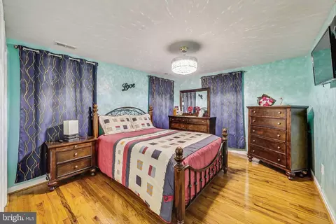 9714 Franklin Ave, Lanham, MD 20706 photo 13