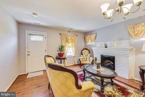 9714 Franklin Ave, Lanham, MD 20706 photo 5