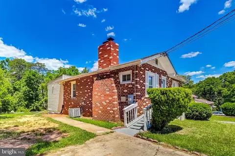 9714 Franklin Ave, Lanham, MD 20706 photo 3